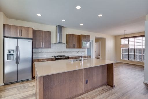 Building Photo - Gorgeous South Everett MainVue Home Available!