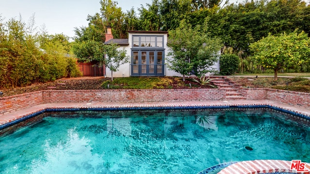 Building Photo - 271 Loring Ave