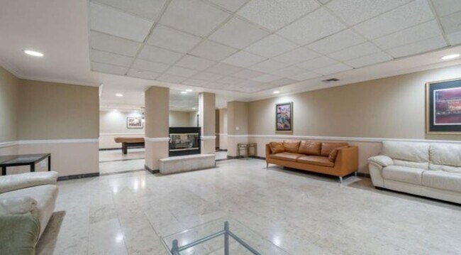 Building Photo - 12222 Wilshire Blvd