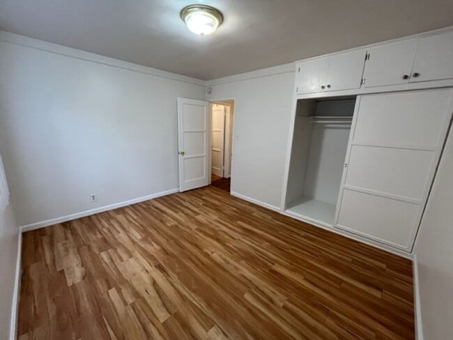Interior Photo - #161
