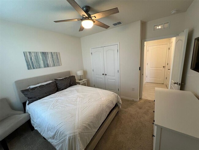 Building Photo - 5585 Winona Dr