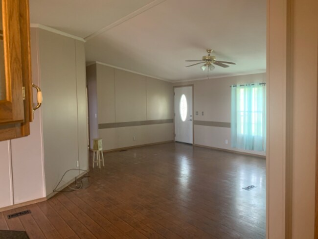 Building Photo - 263 Peaceful Valley Rd