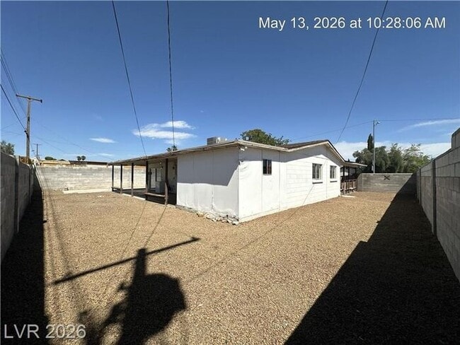 Building Photo - Cozy 4-Bedroom Home Near Las Vegas Strip with Large Yard & Covered Patio