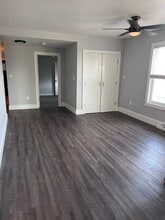 Building Photo - 1606 Indiana Ave