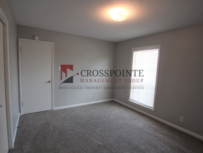 Building Photo - 2 Bed 2 Bath Apartment in Central Tyler!