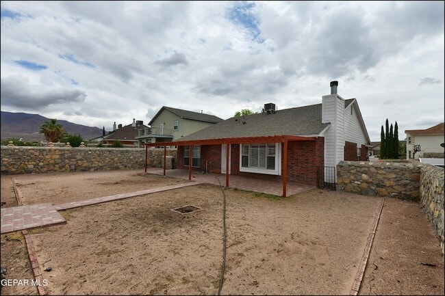 Building Photo - 7089 Black Ridge Dr