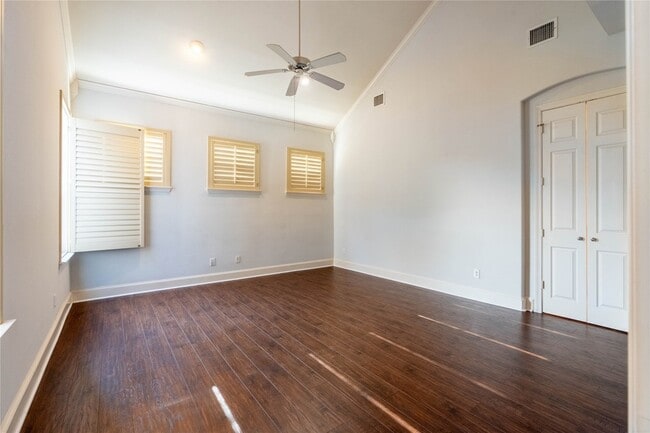 Building Photo - 18119 Frankford Lakes Cir