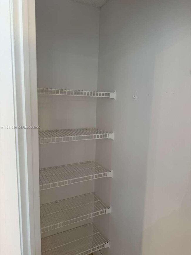 Building Photo - 2445 SW 18th Terrace