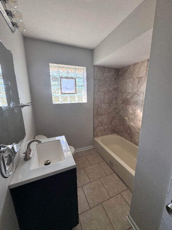 Building Photo - 1021 S 16th Ave