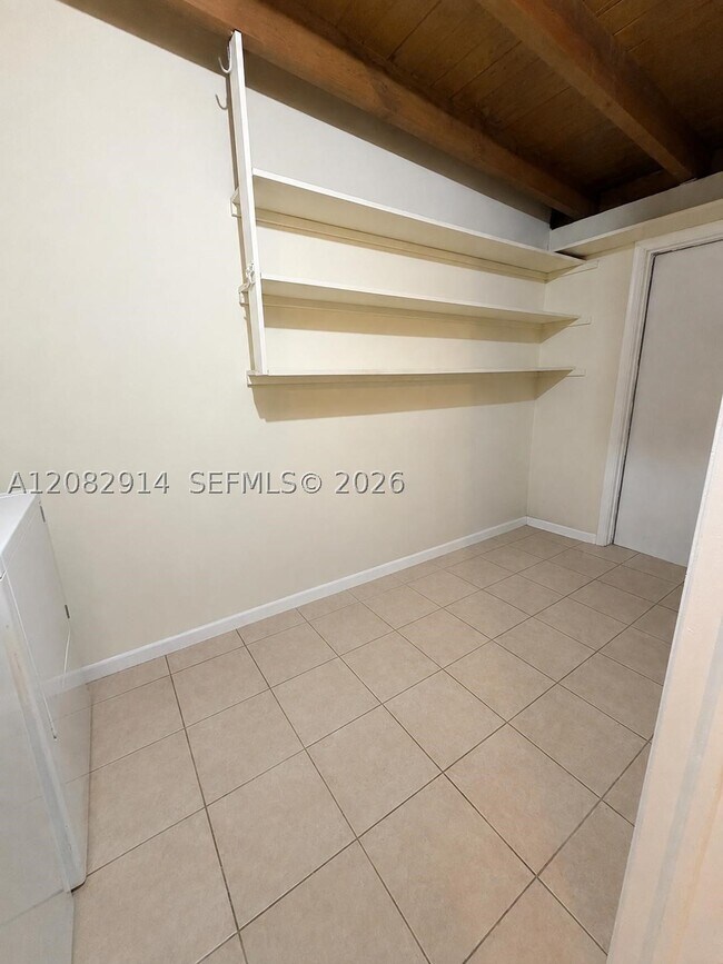 Building Photo - 7752 SW 106th St