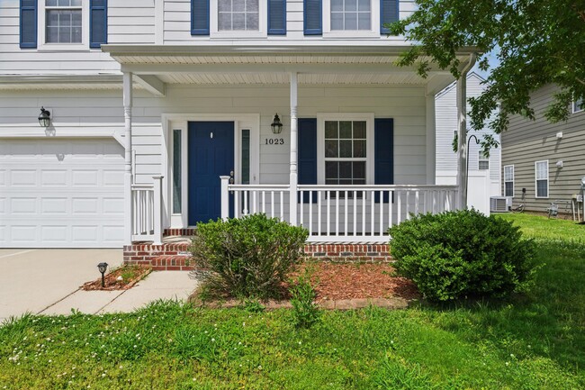 Building Photo - 1023 Snead Dr