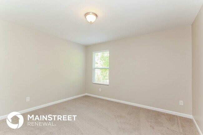 Building Photo - 4211 Pegwell Ave