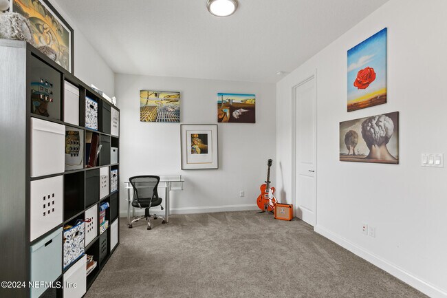 Building Photo - 452 Quail Vista Dr