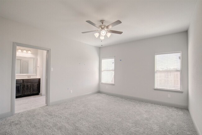 Building Photo - 7821 Cypress Dr