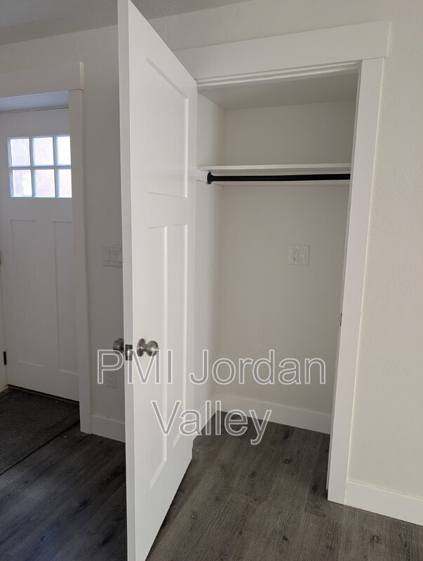 Building Photo - 14457 Gray Fox Dr