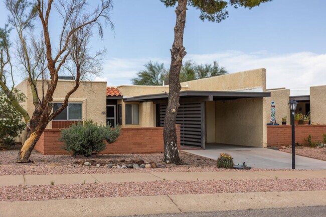 Building Photo - 830 W Rio-Altar