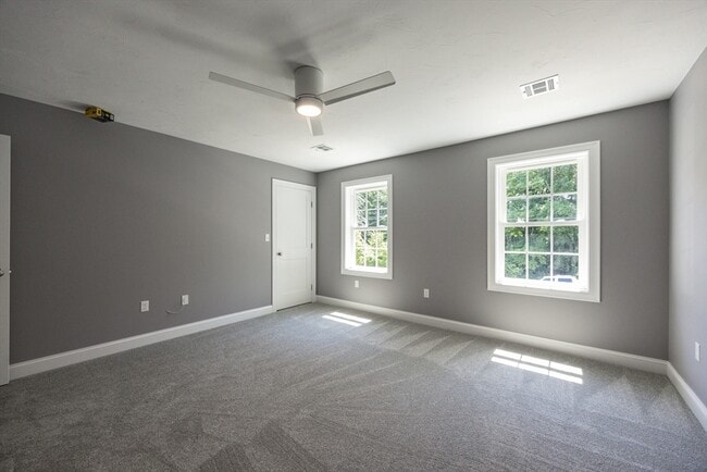 Building Photo - 122 Canal St