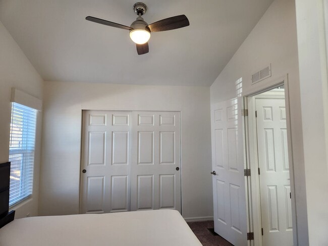 Building Photo - Adorable 2 bed / 2 bath home - New Build