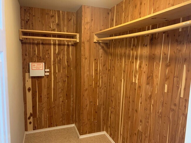 Building Photo - *COMING SOON* Charming 3BD/2.5BA With Deck — Loop 1604 & Potranco!