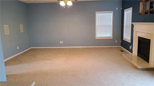Building Photo - 968 Jenkins Dr