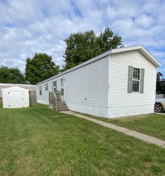 Building Photo - 1881 Stafford Ct