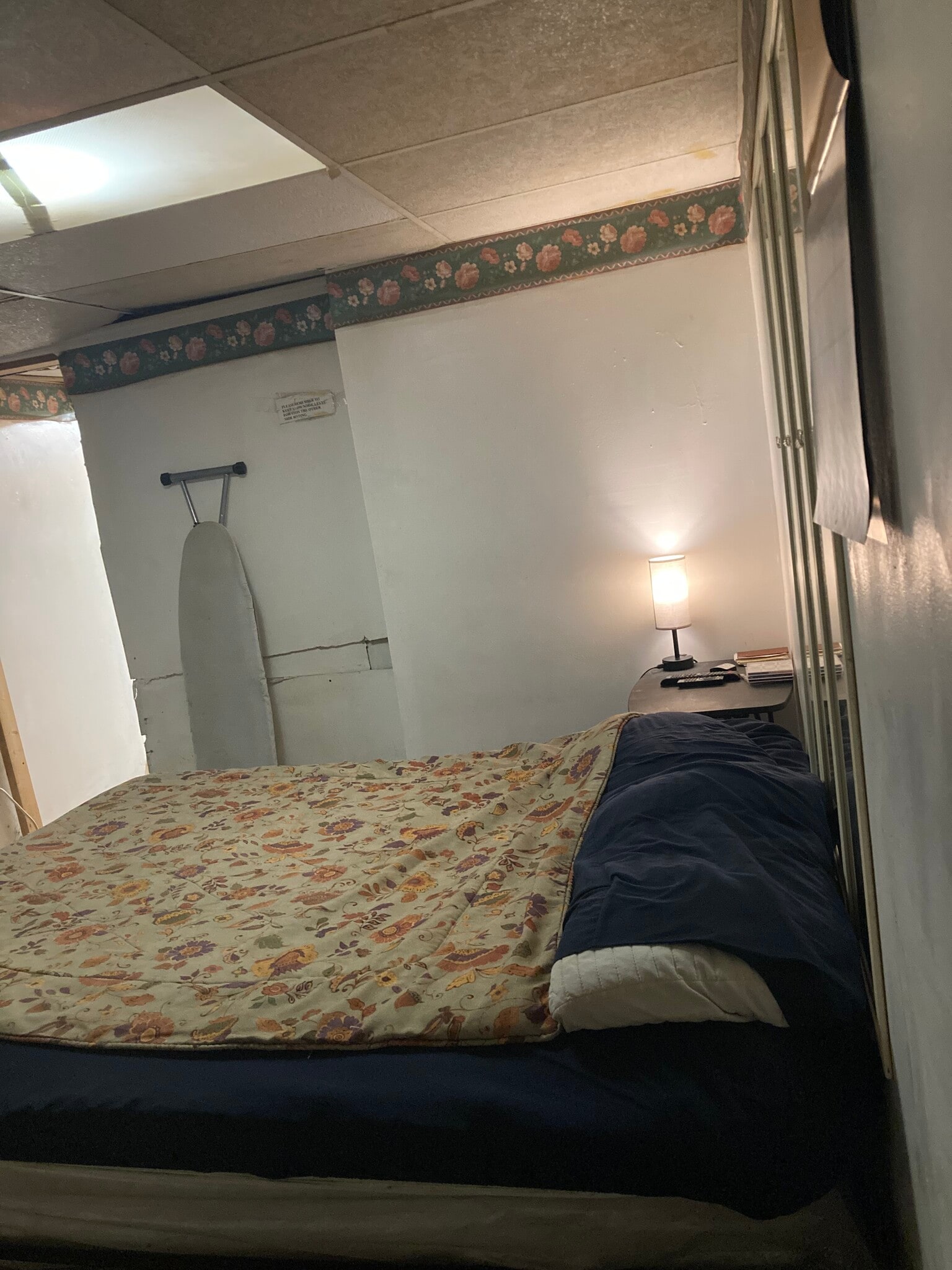 Building Photo - 764 Lenore Ln