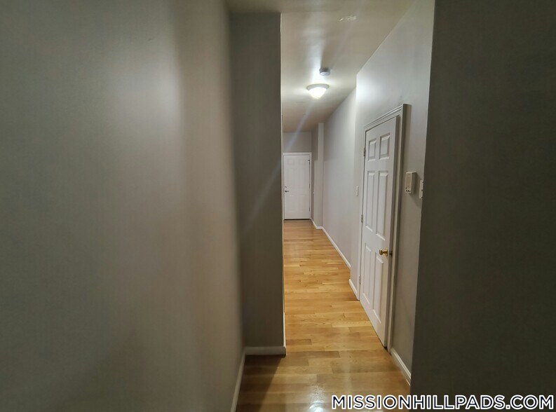 Building Photo - 15-17 Langdon St.