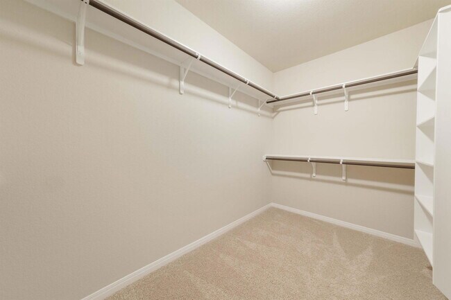 Building Photo - 20921 Brooklynn Melissa Dr