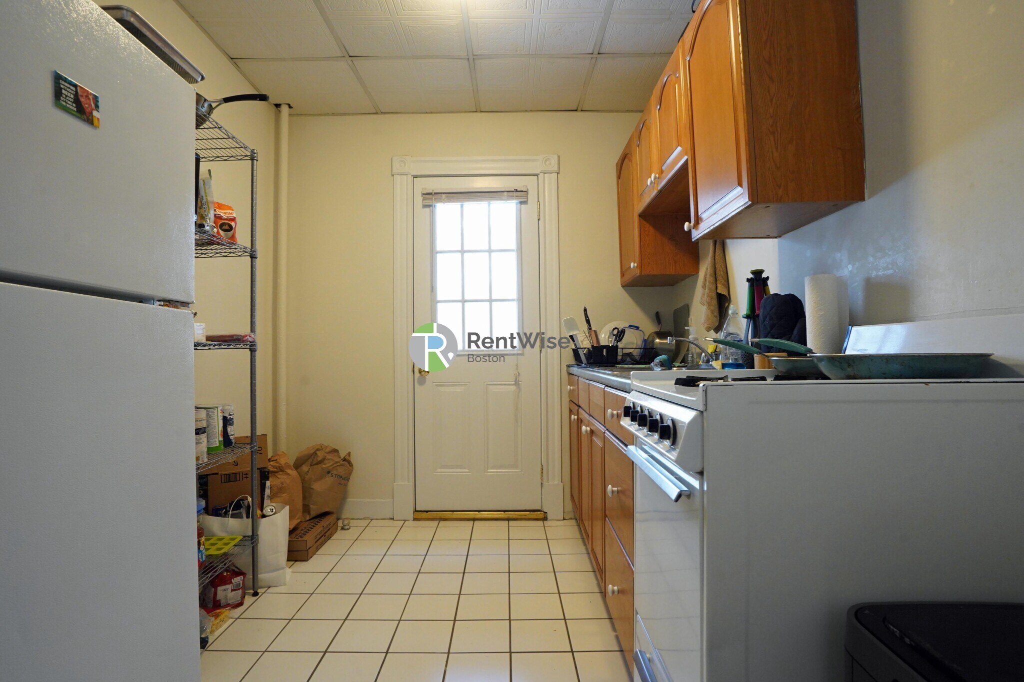 Building Photo - 76 Gordon St