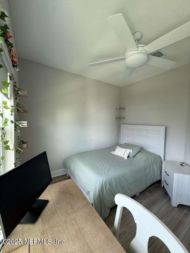 Building Photo - 11023 Cosmic Wy