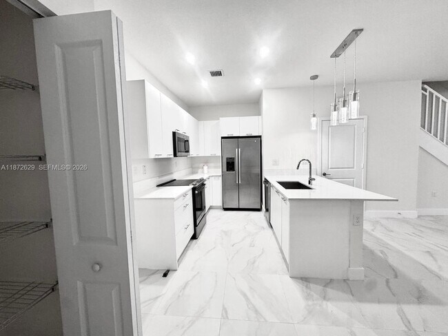 Building Photo - 8118 NW 42nd St