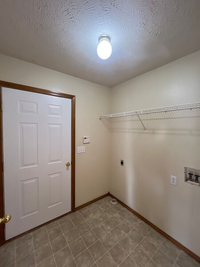Building Photo - Remarkable Value. Unbeatable Location.