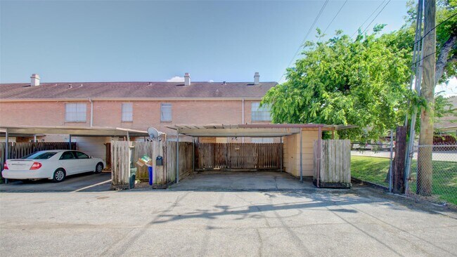 Building Photo - 4124 Belle Park Dr