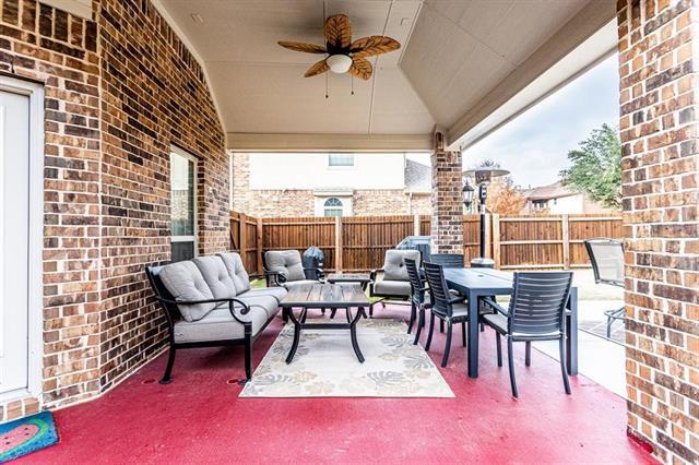 Building Photo - 1514 McArthur Dr