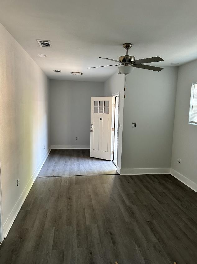 Building Photo - 915 S 12th St