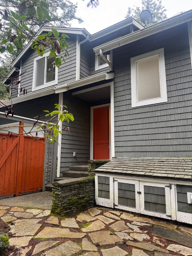 Building Photo - Private Orcas Island home with scenic views and tranquil outdoor space