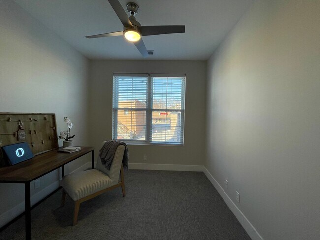 Building Photo - New 2 Bedroom 2 Bathroom Flat in Ralston