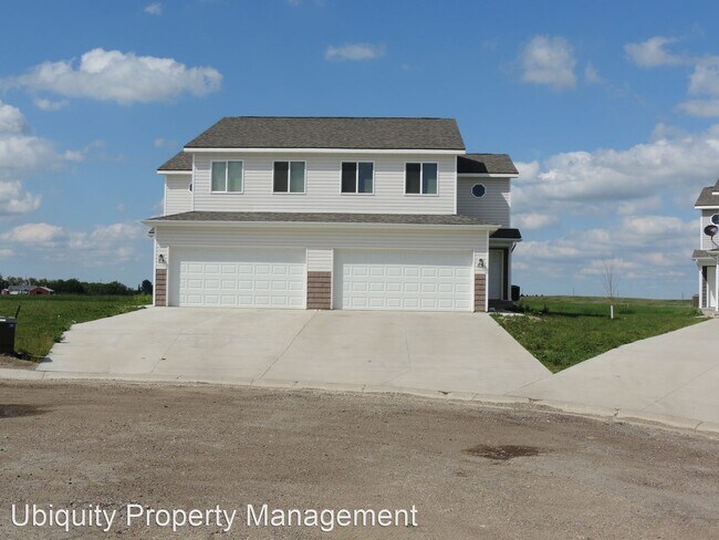 Primary Photo - 3 br, 2.5 bath House - 814 Nighthawk Dr.