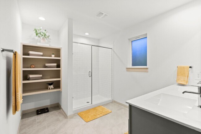 Building Photo - 29506 Gordon Sevilla St