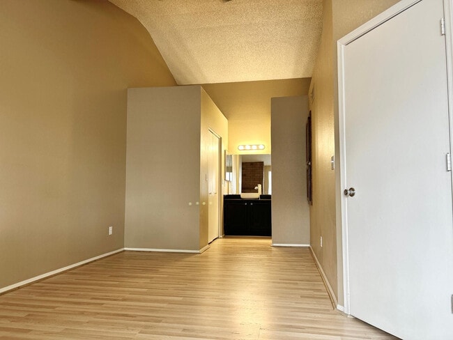 Building Photo - 2301 E University Dr