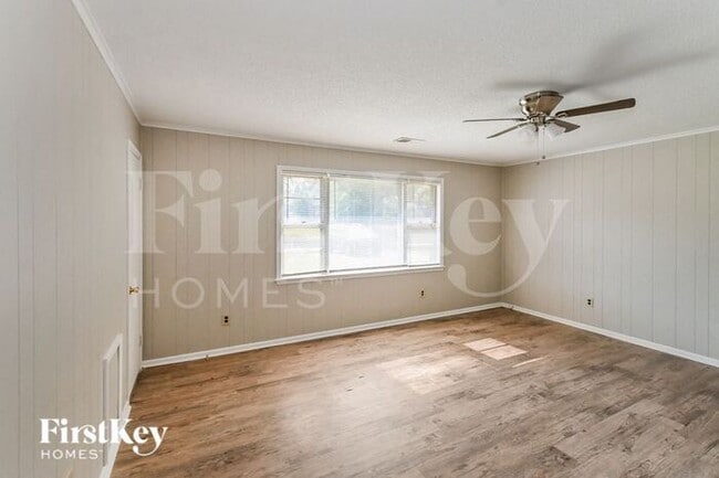 Building Photo - 5157 Depanne Rd