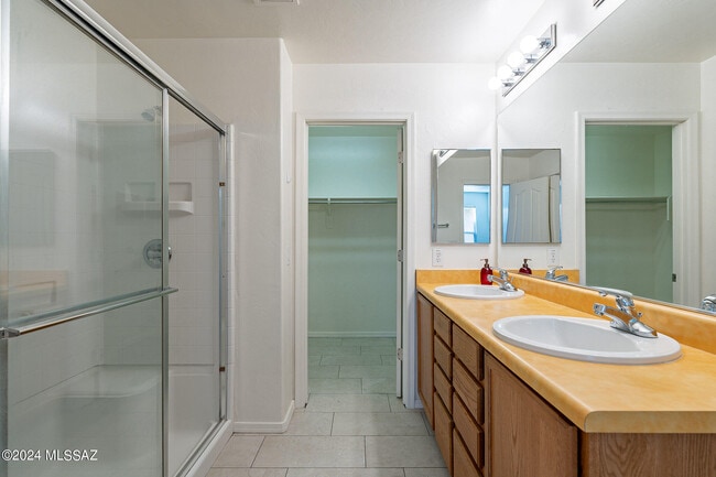 Building Photo - 2790 W Checkerspot Dr