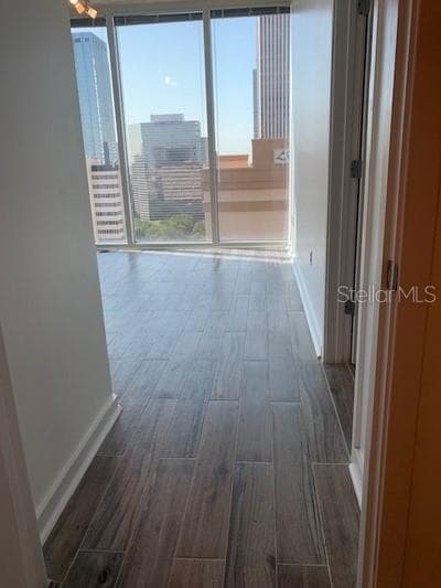 Building Photo - 777 N Ashley Dr