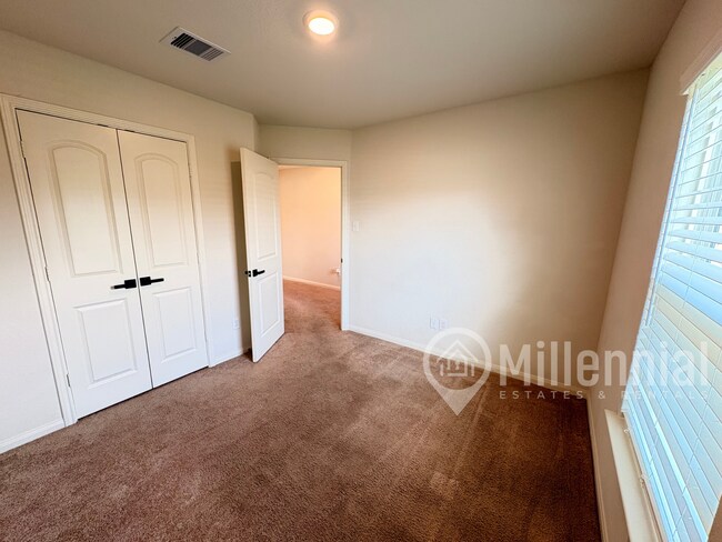 Building Photo - 24009 Wilde Dr