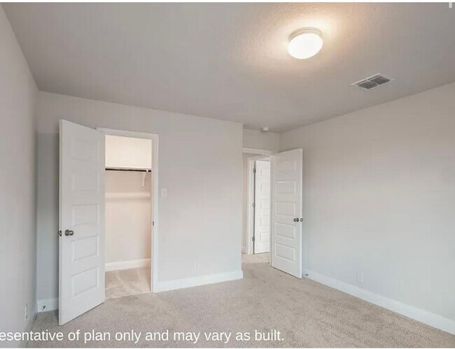 Building Photo - COMING SOON! GORGEOUS Two Story 5 Bedroom ...
