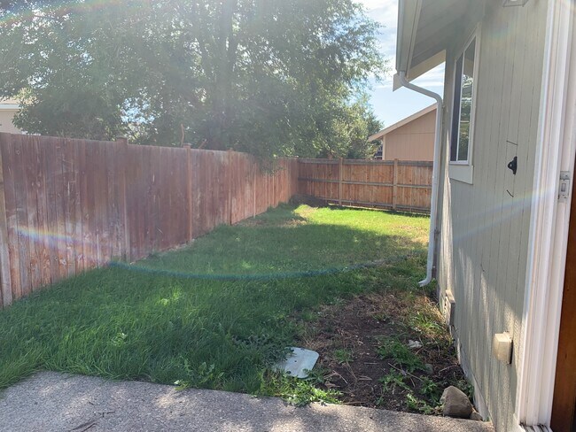 Building Photo - Spacious 4 Bed 2 Bath Home in Ellensburg