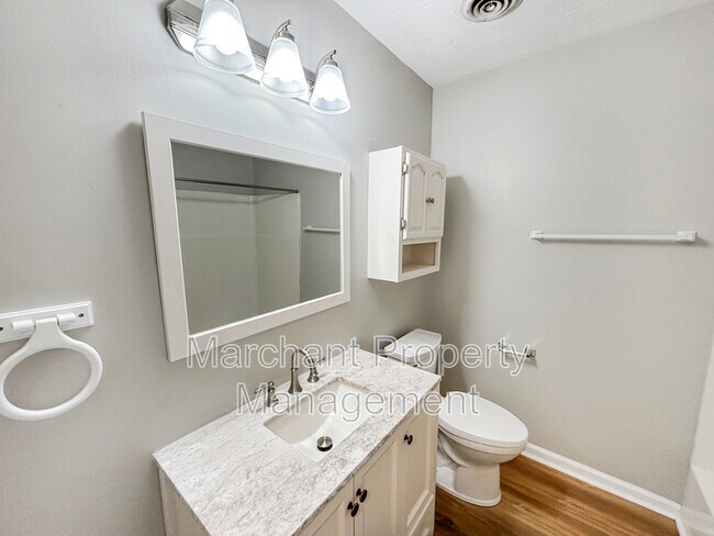 Building Photo - 231 Batesview Dr