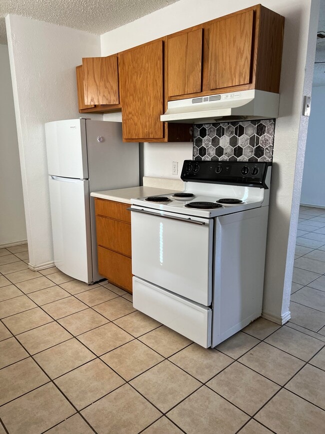 Primary Photo - 1518 Duplex - Series B