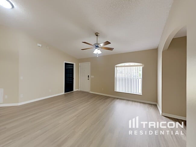 Building Photo - 3176 Shafton Ave