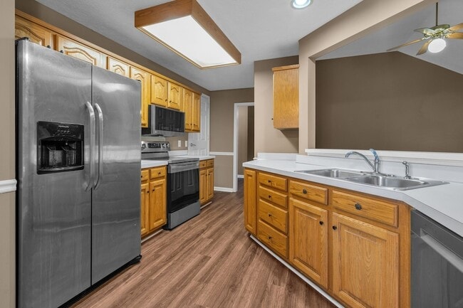 Building Photo - 1409 Aaronwood Dr